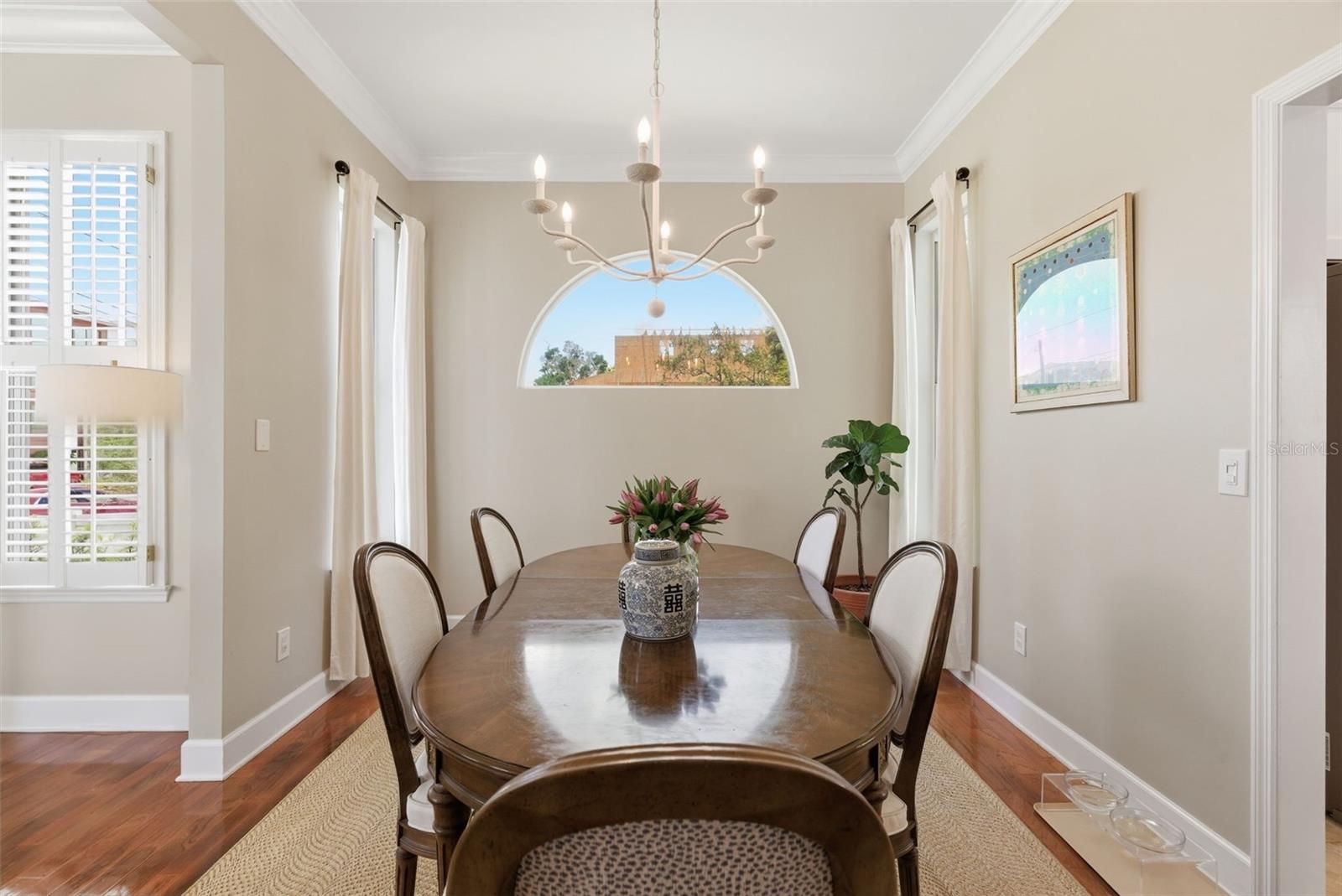 2803 W AVERILL AVE, TAMPA, FL, 33611