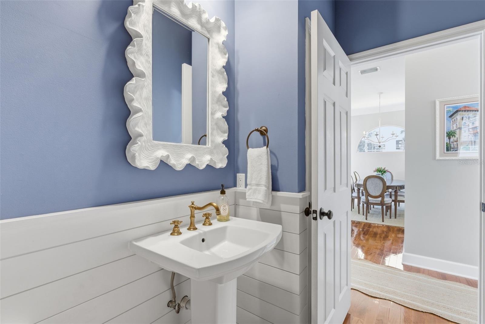2803 W AVERILL AVE, TAMPA, FL, 33611
