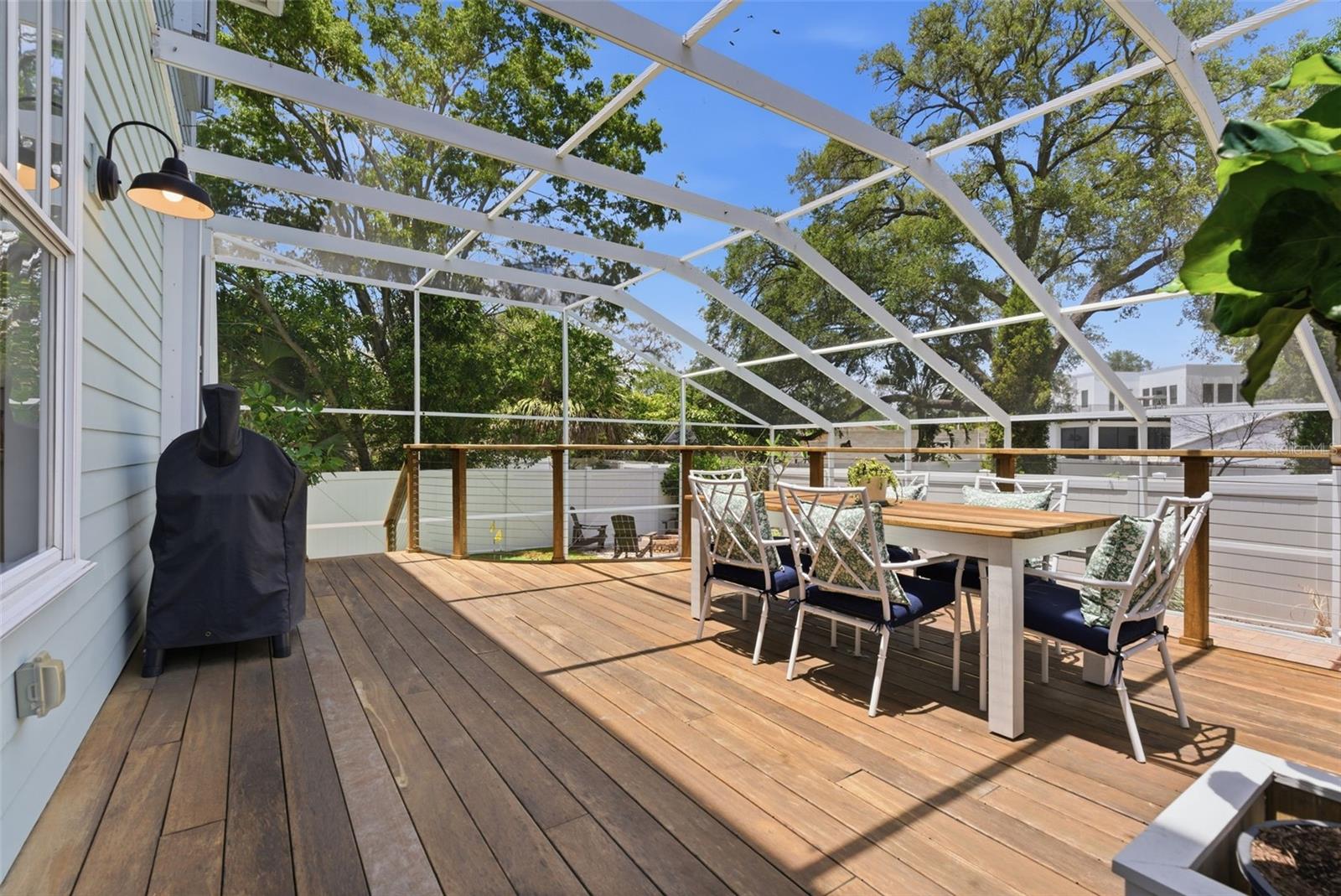 2803 W AVERILL AVE, TAMPA, FL, 33611
