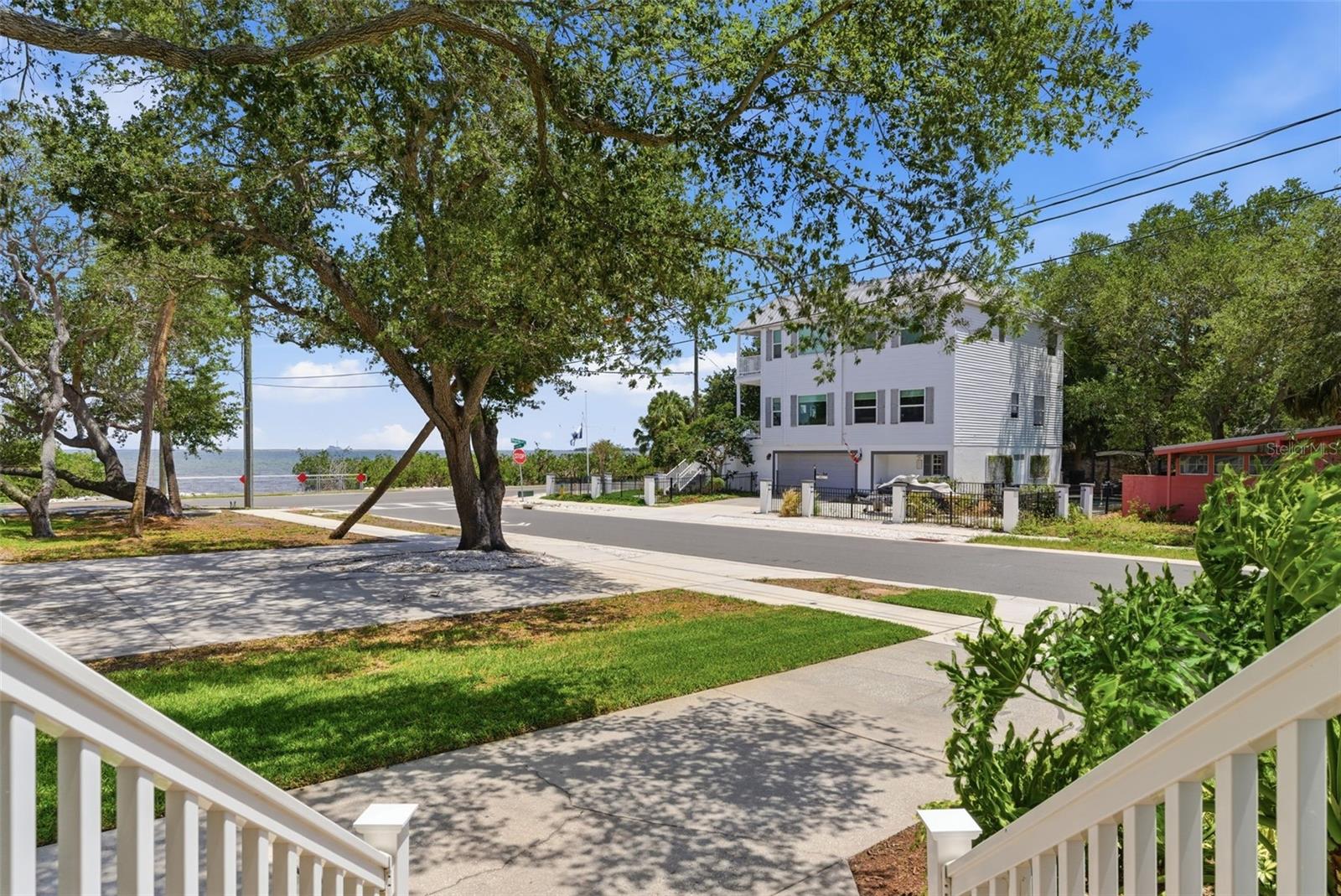 2803 W AVERILL AVE, TAMPA, FL, 33611