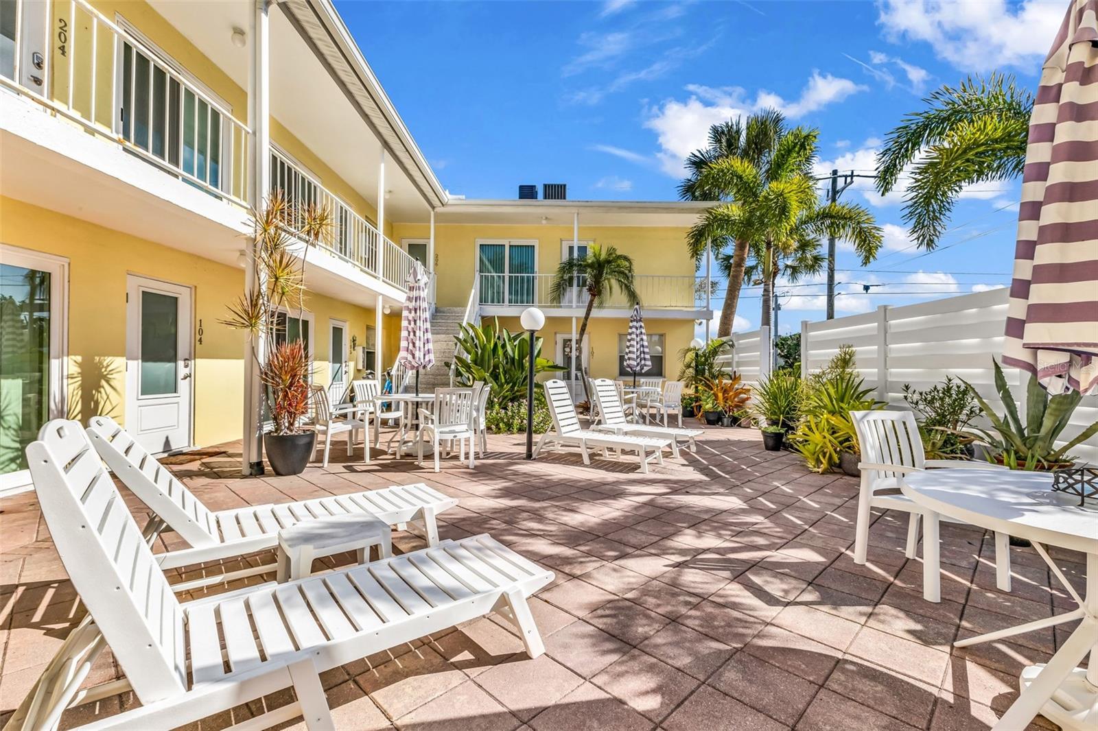 700 W VENICE AVE #206, VENICE, FL, 34285