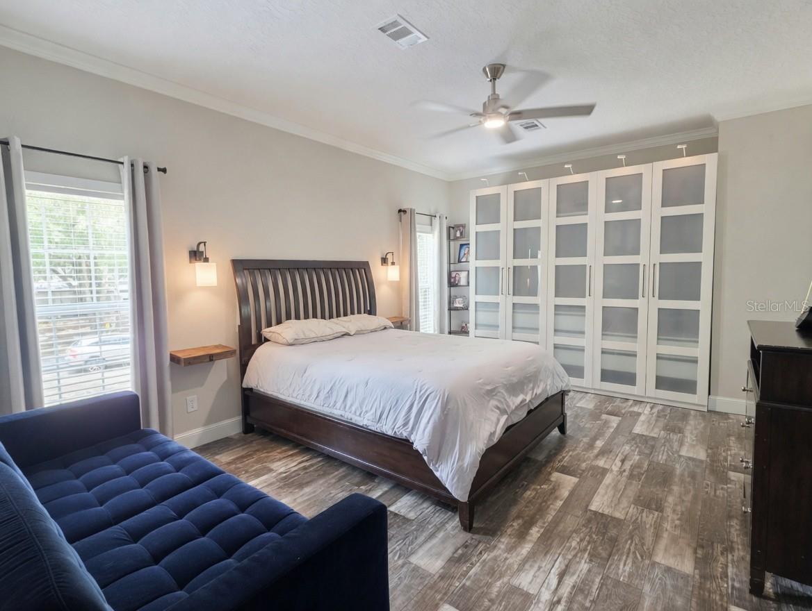 10617 SKEWLEE GARDENS DR, THONOTOSASSA, FL, 33592