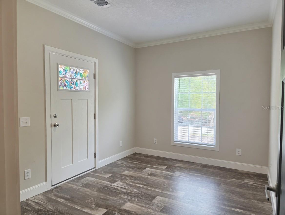 10617 SKEWLEE GARDENS DR, THONOTOSASSA, FL, 33592