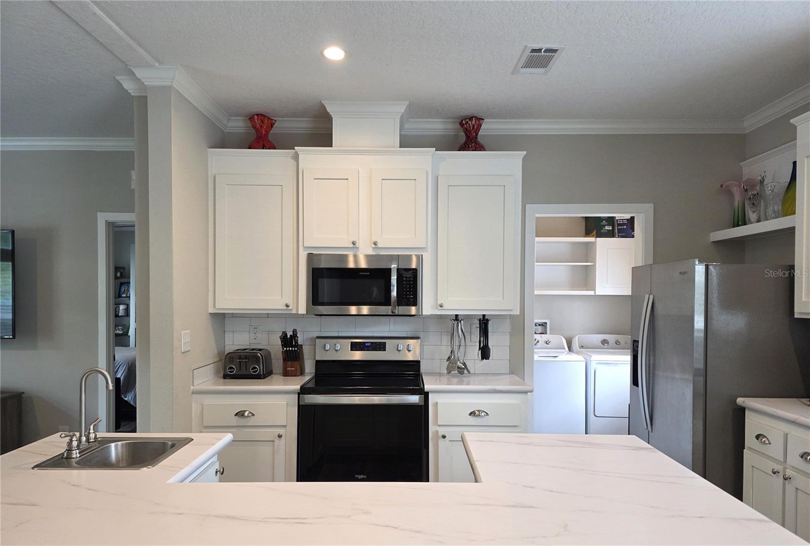 10617 SKEWLEE GARDENS DR, THONOTOSASSA, FL, 33592