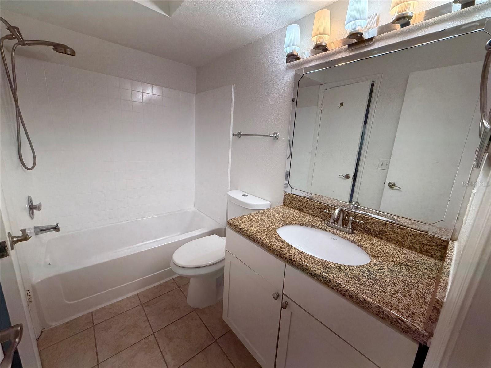 5128 CONROY RD #725, ORLANDO, FL, 32811