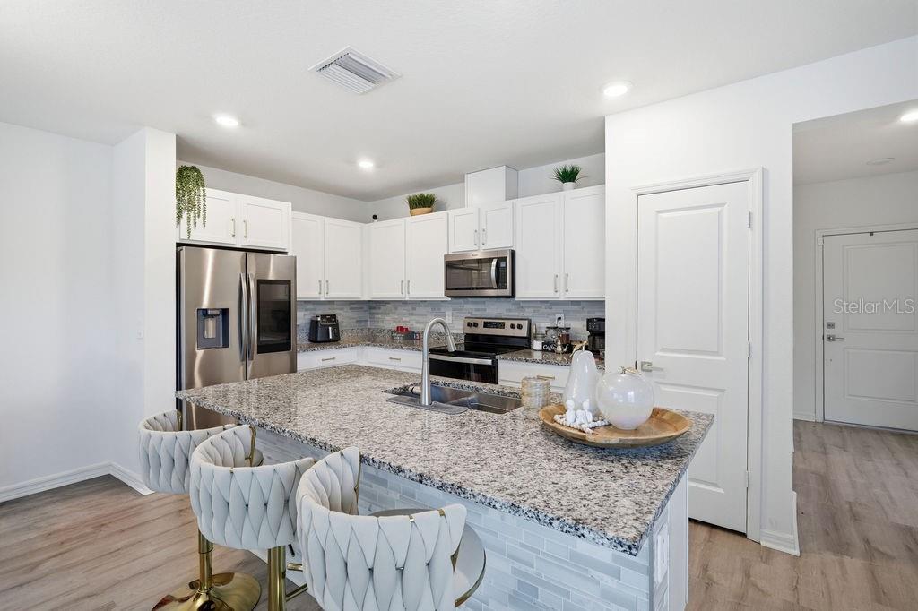 9418 WESTSIDE HILLS DR, DAVENPORT, FL, 33896