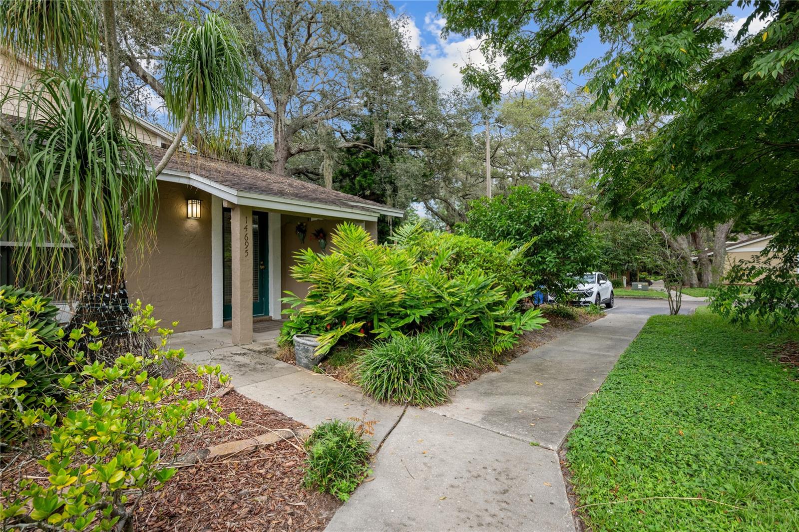 LAKE FOREST UNIT 1, LUTZ, FL, 33559
