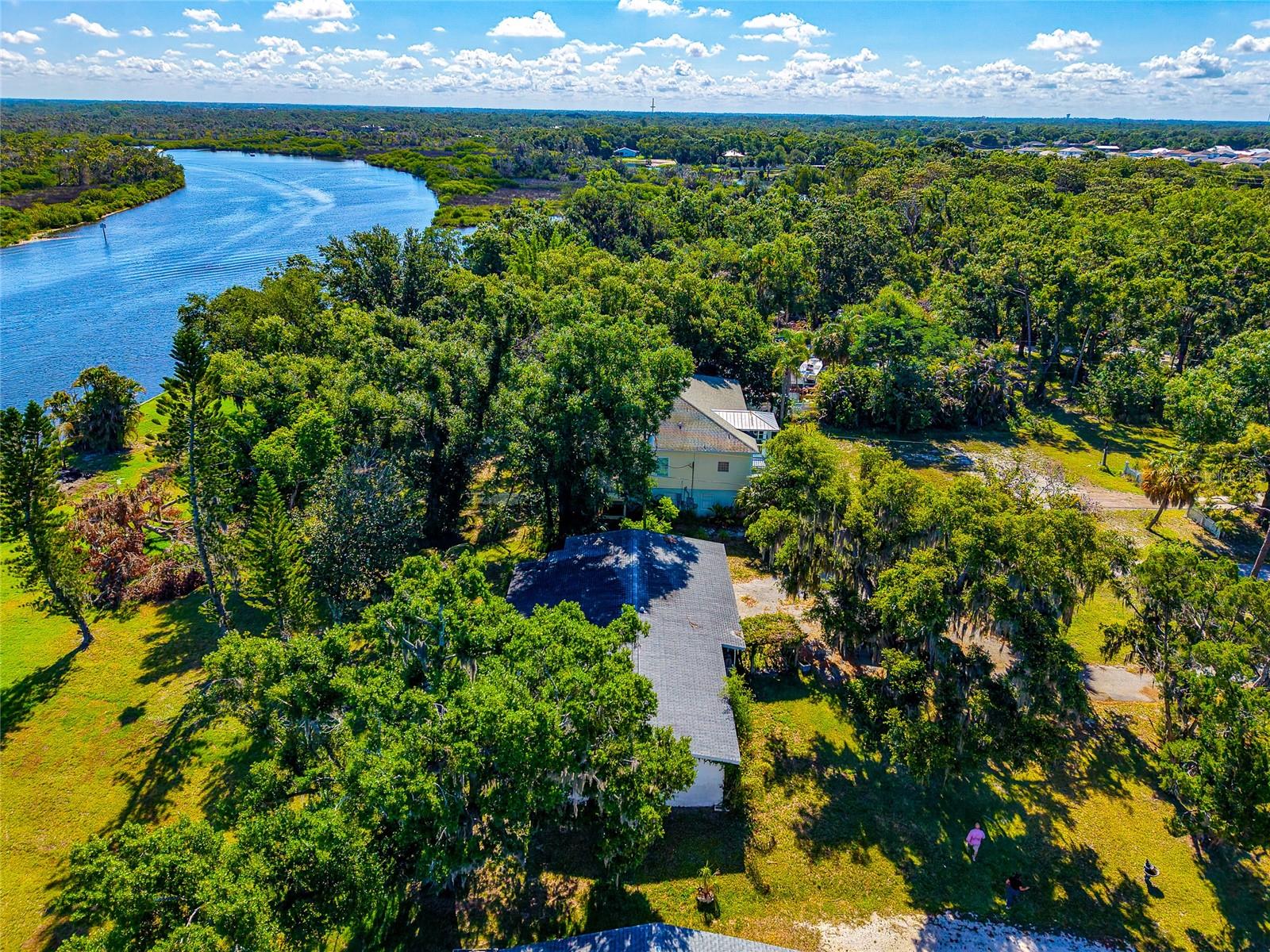 11903 UPPER MANATEE RIVER RD, BRADENTON, FL, 34212