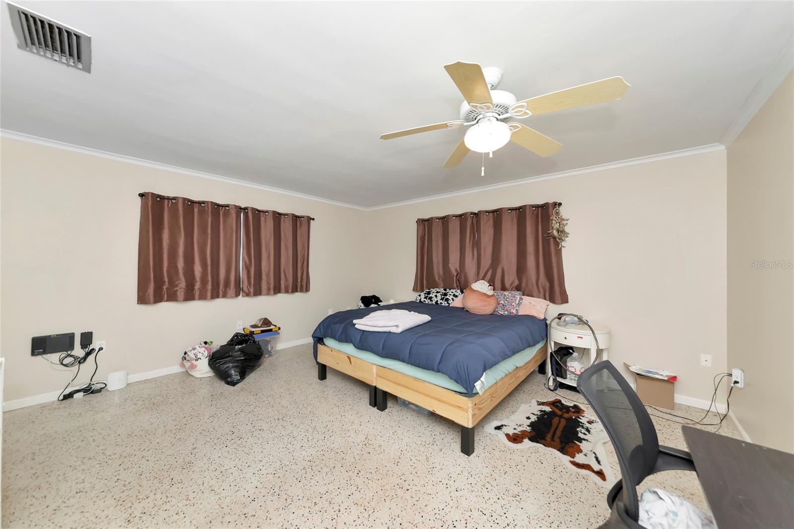 11903 UPPER MANATEE RIVER RD, BRADENTON, FL, 34212