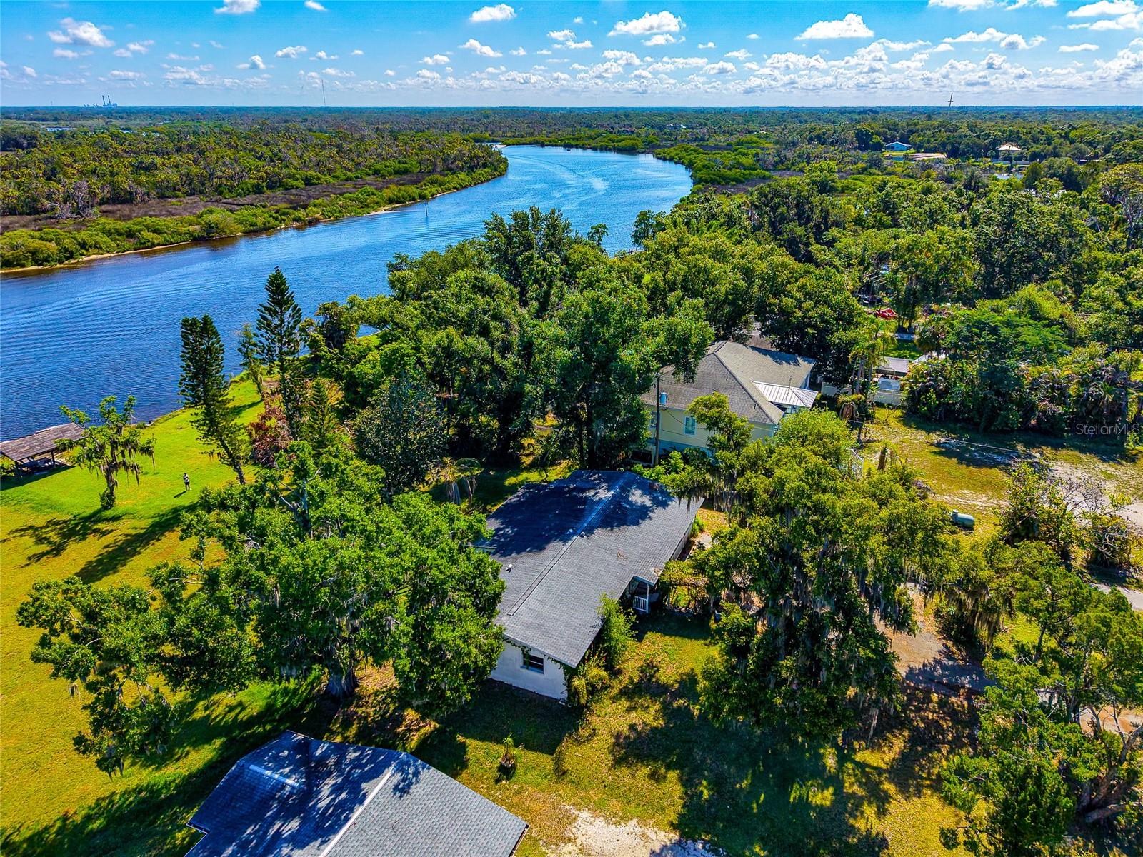11903 UPPER MANATEE RIVER RD, BRADENTON, FL, 34212