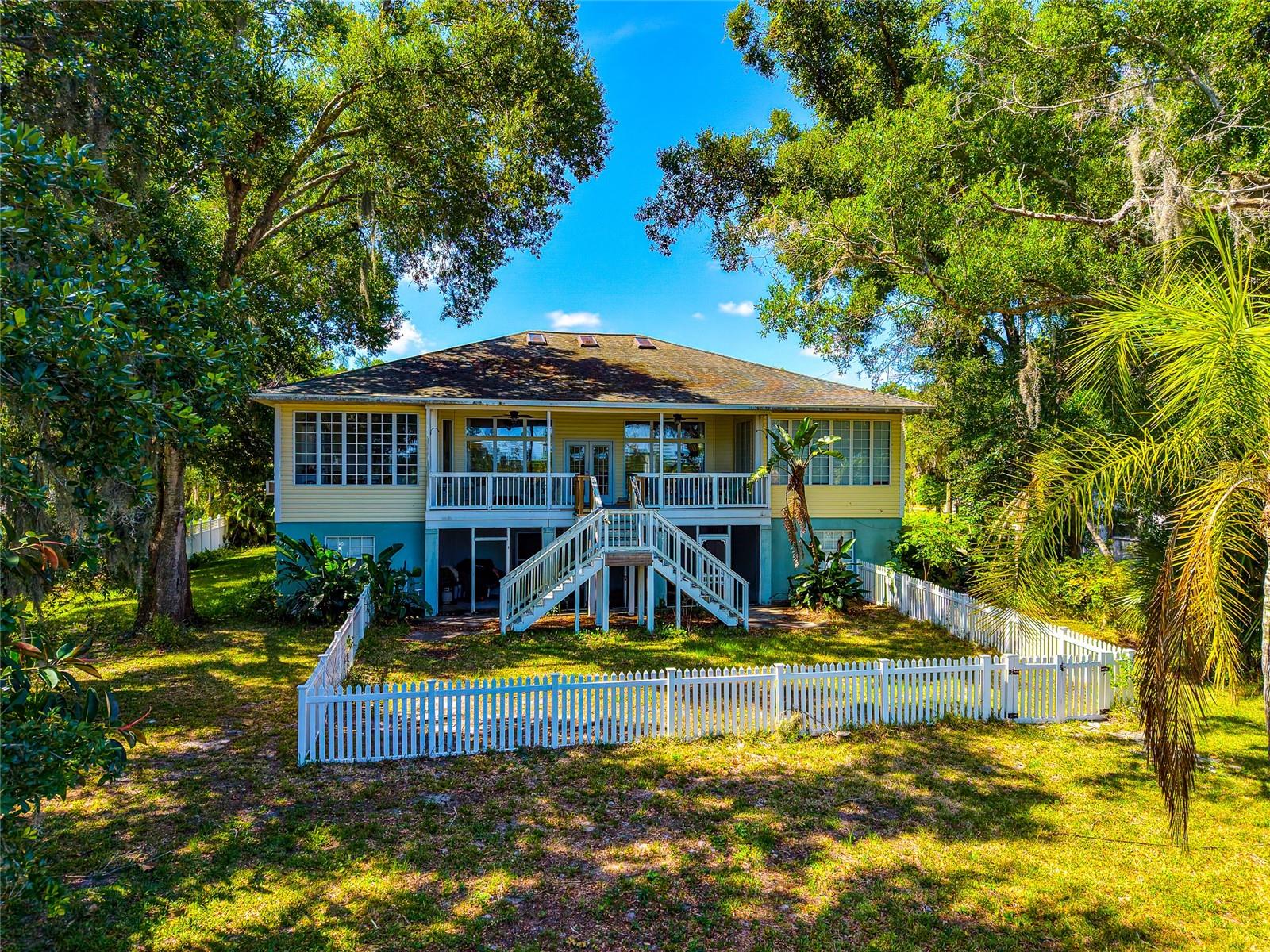11903 UPPER MANATEE RIVER RD, BRADENTON, FL, 34212