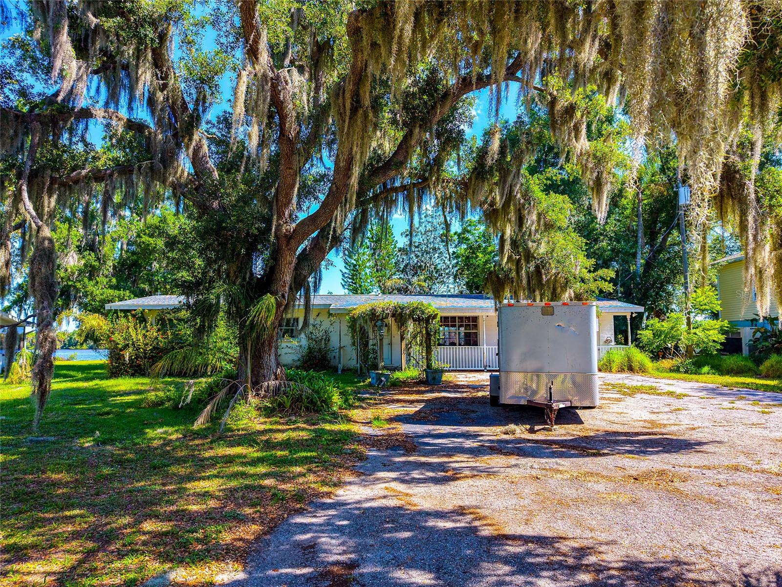 11903 UPPER MANATEE RIVER RD, BRADENTON, FL, 34212