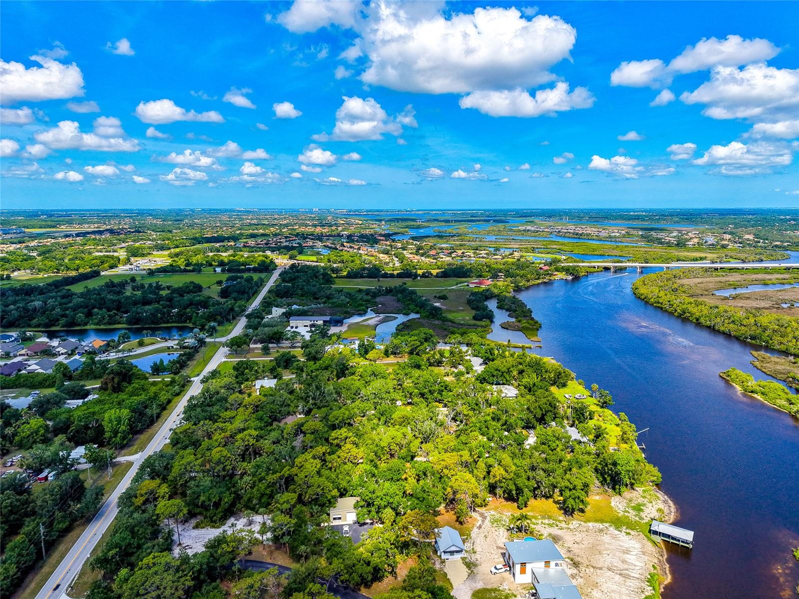 11903 UPPER MANATEE RIVER RD, BRADENTON, FL, 34212