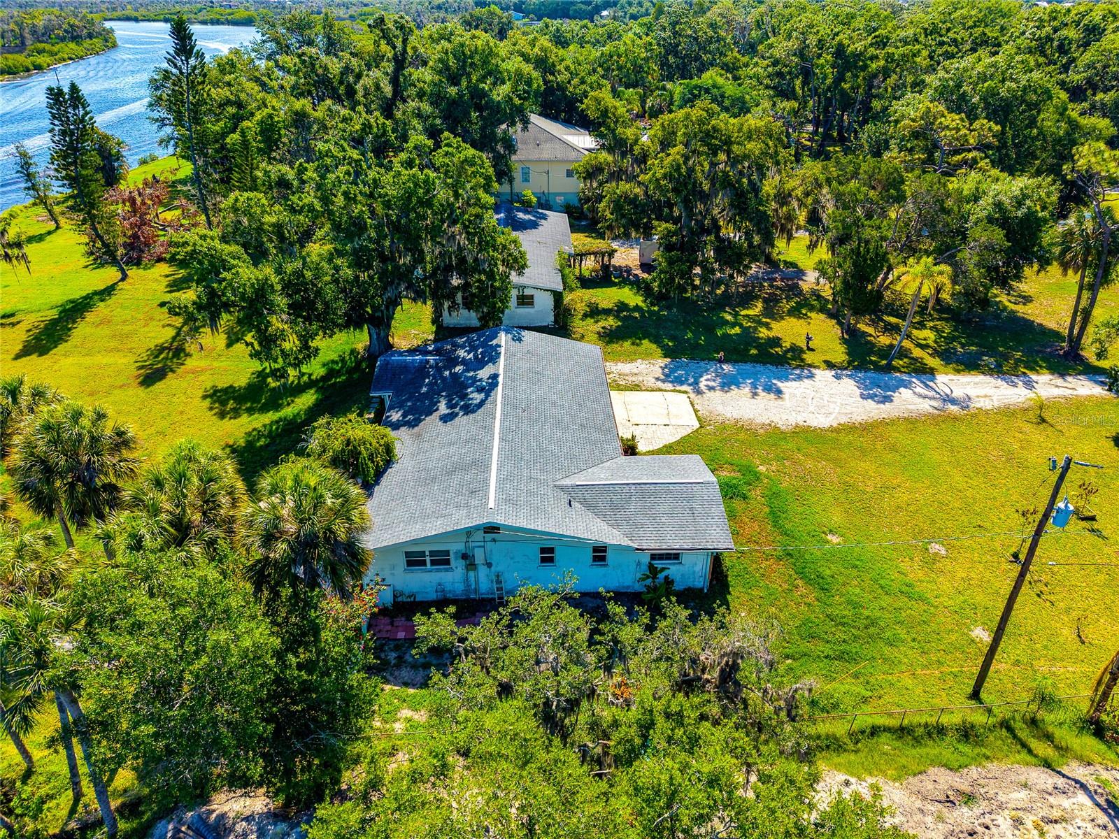 11903 UPPER MANATEE RIVER RD, BRADENTON, FL, 34212