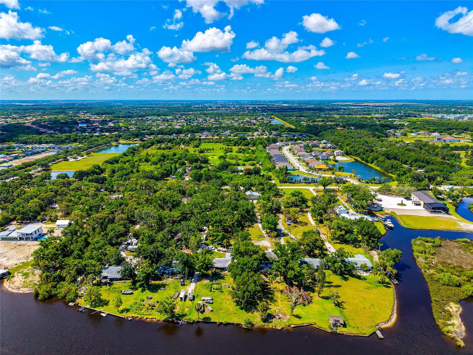 11903 UPPER MANATEE RIVER RD, BRADENTON, FL, 34212