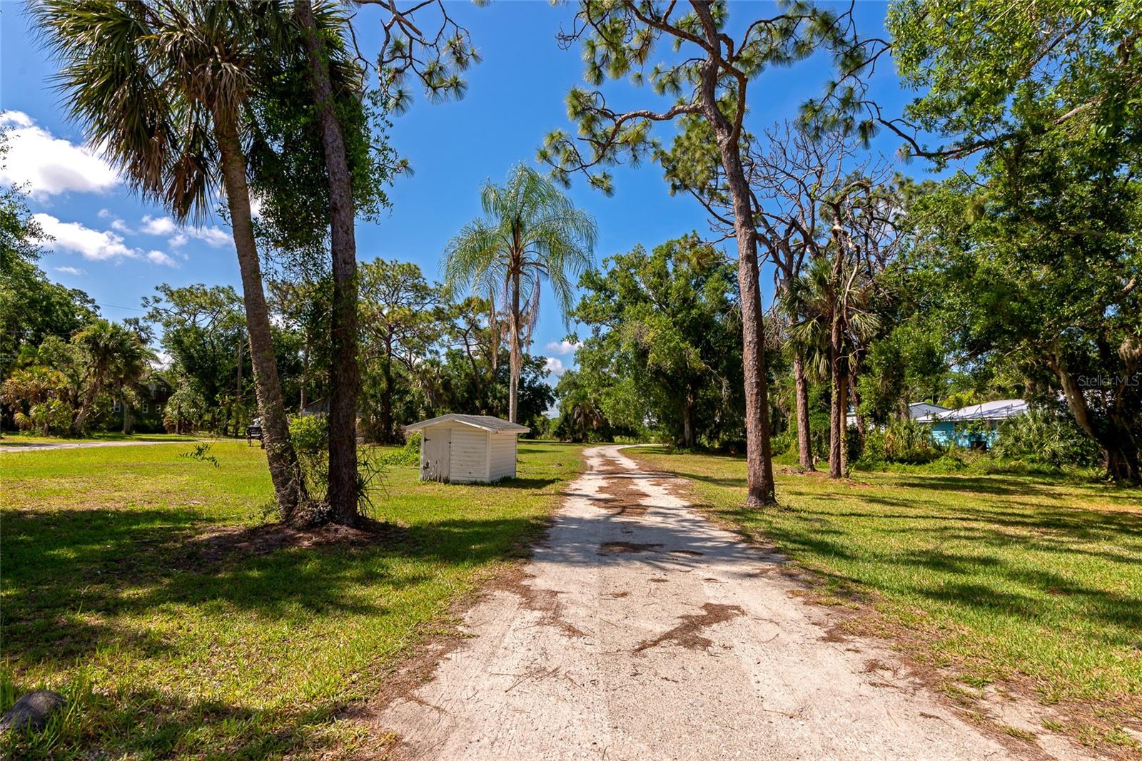 11903 UPPER MANATEE RIVER RD, BRADENTON, FL, 34212