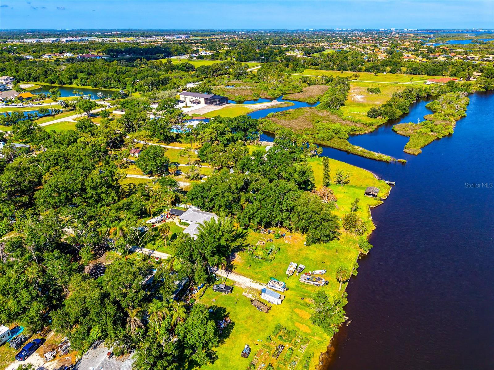 11903 UPPER MANATEE RIVER RD, BRADENTON, FL, 34212