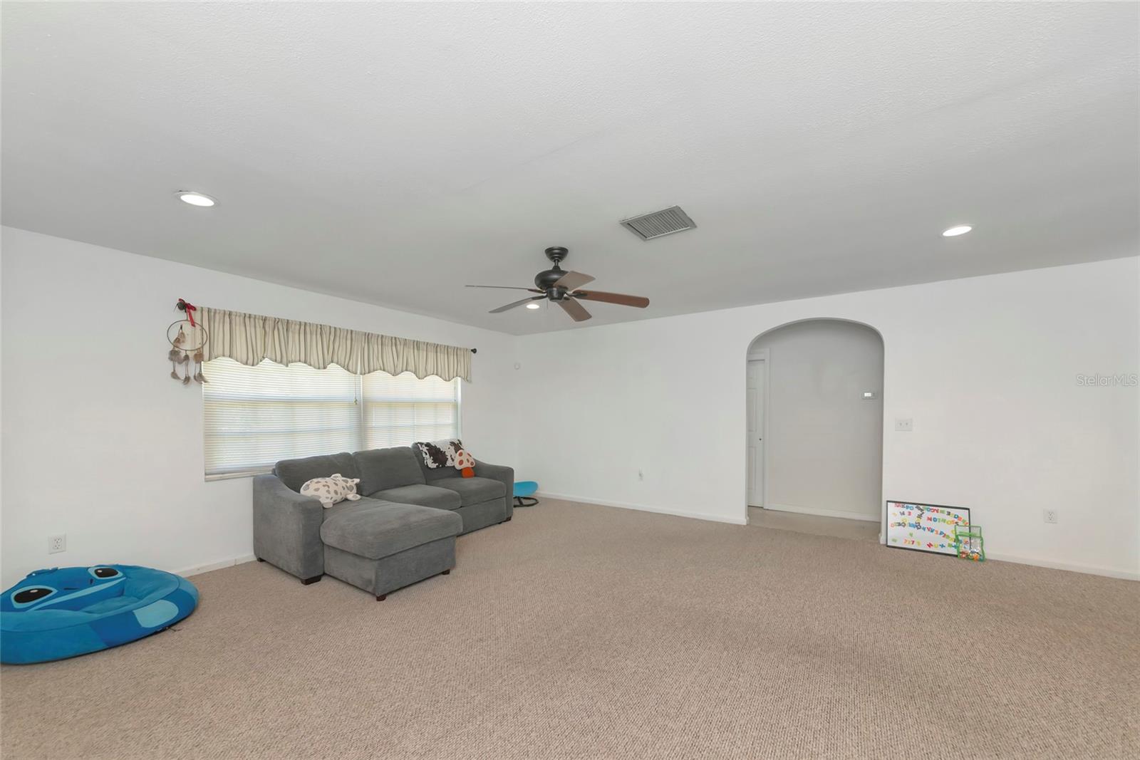 11903 UPPER MANATEE RIVER RD, BRADENTON, FL, 34212