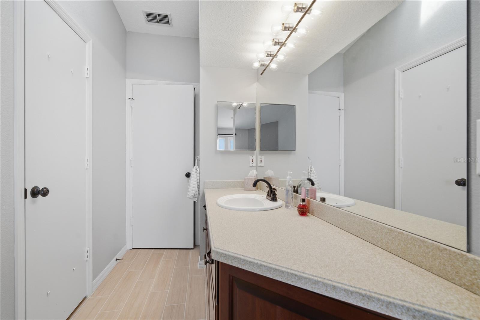 643 GARLAND CIR, INDIAN ROCKS BEACH, FL, 33785