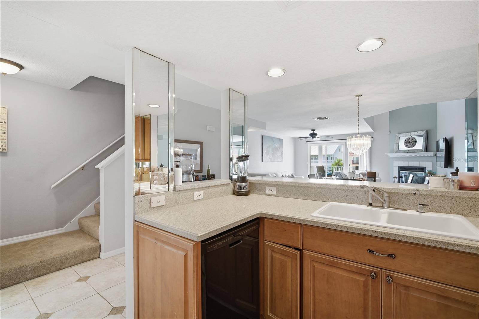 643 GARLAND CIR, INDIAN ROCKS BEACH, FL, 33785