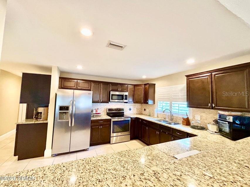 123 RIO PINAR DR, ORMOND BEACH, FL, 32174