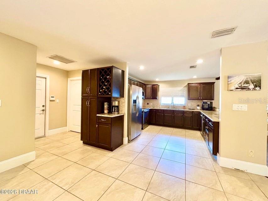 123 RIO PINAR DR, ORMOND BEACH, FL, 32174