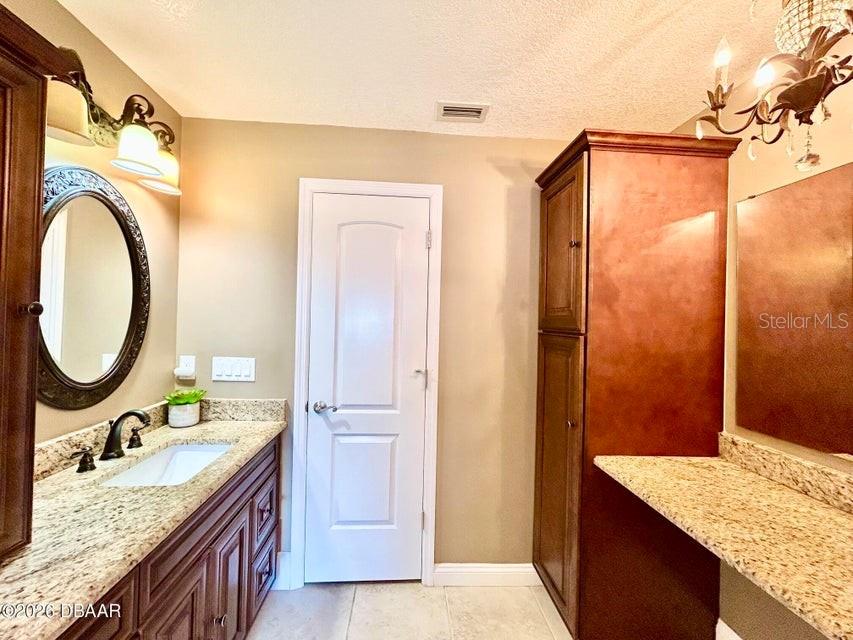 123 RIO PINAR DR, ORMOND BEACH, FL, 32174