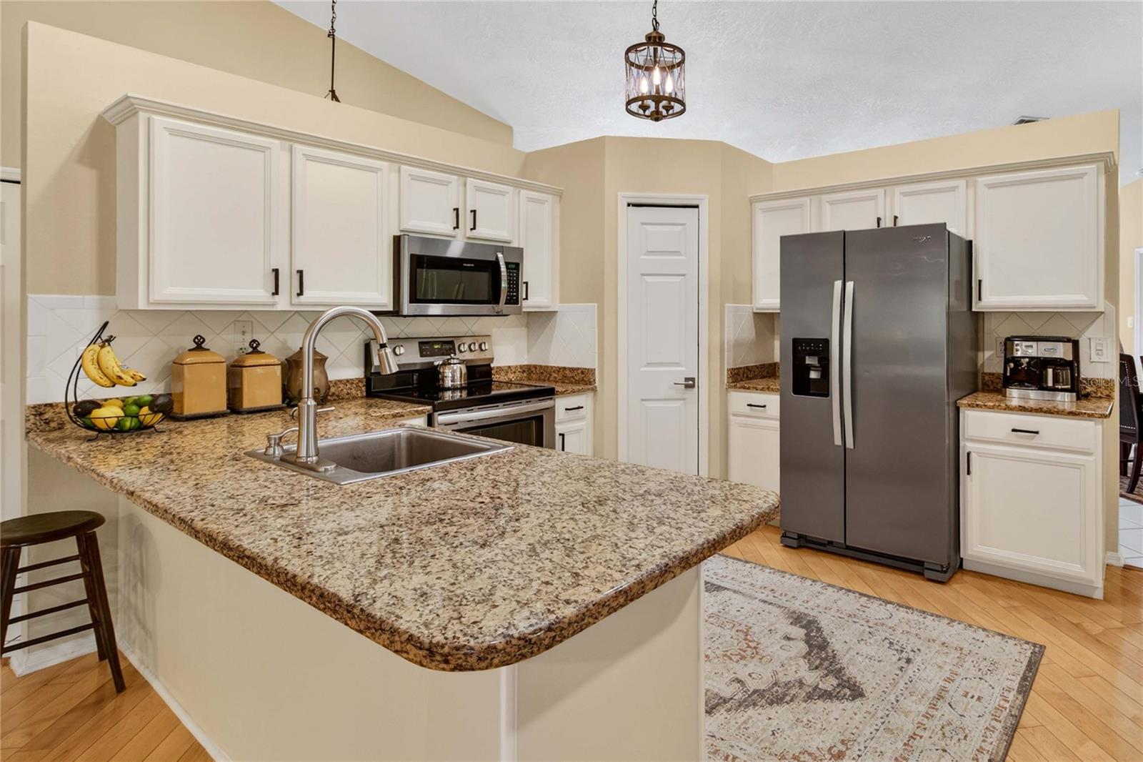 22733 STALLION DR, SORRENTO, FL, 32776
