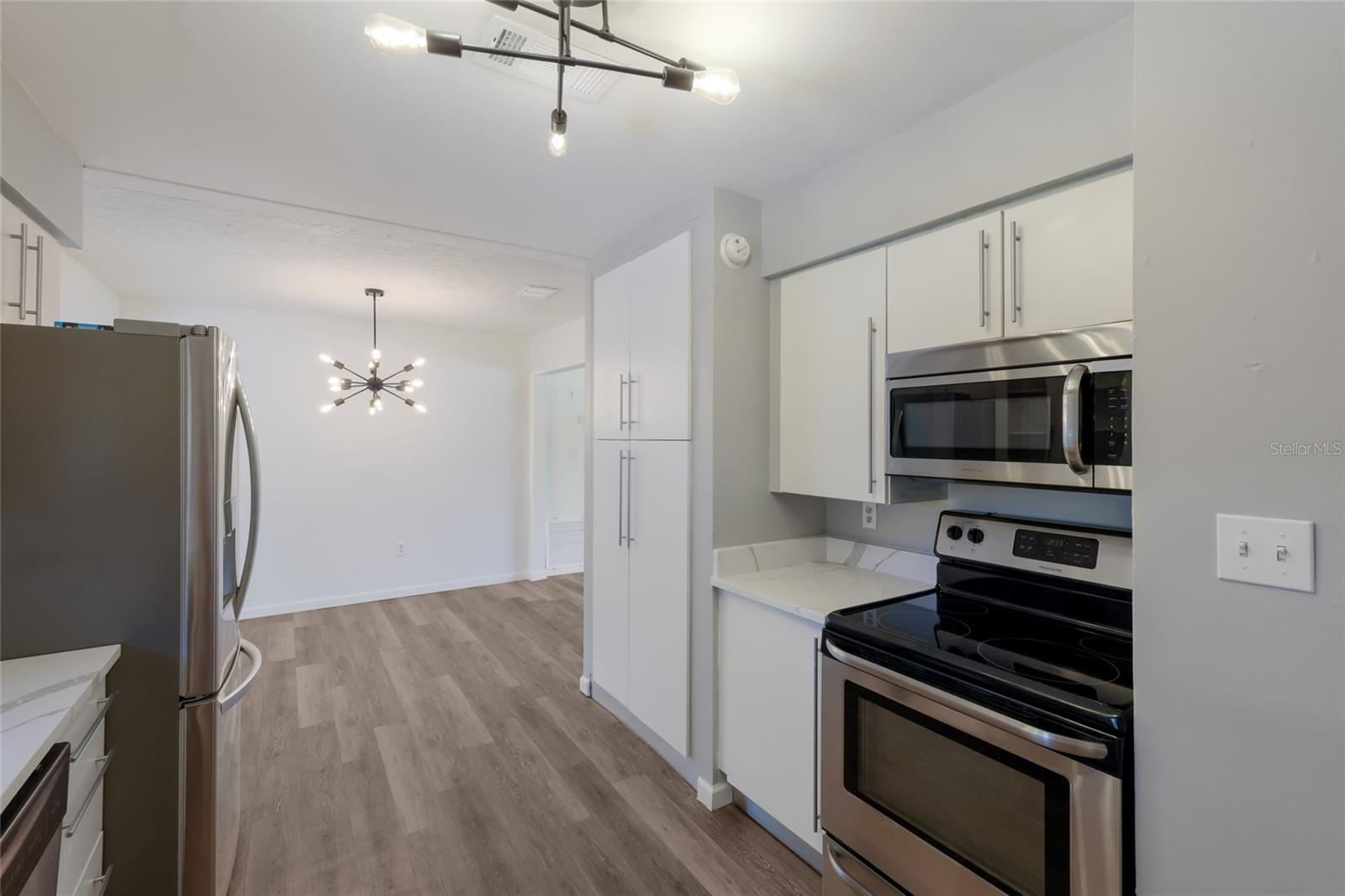 2654 GRAND CAYMAN ST, SARASOTA, FL, 34231