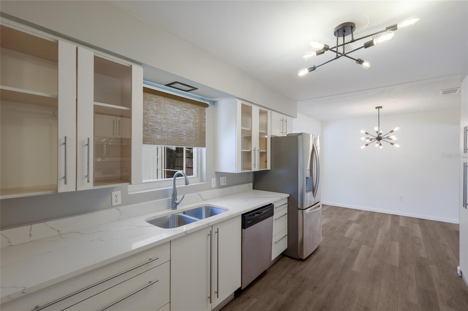 2654 GRAND CAYMAN ST, SARASOTA, FL, 34231