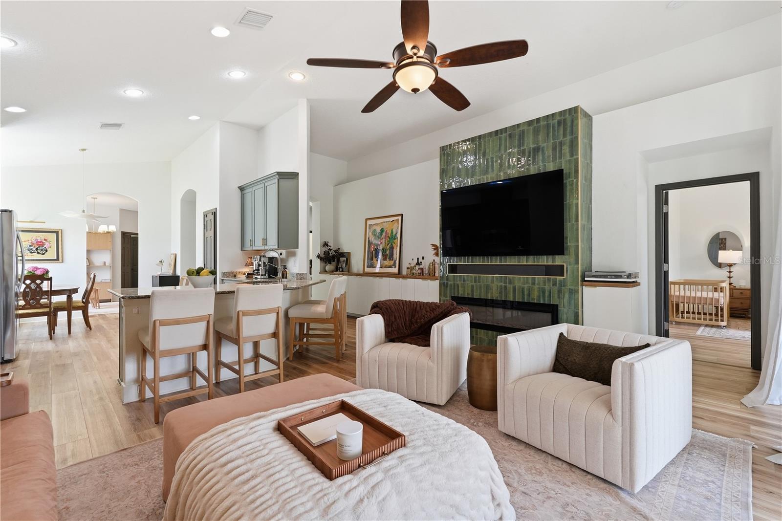 8504 GRAND ASPEN WAY, RIVERVIEW, FL, 33578