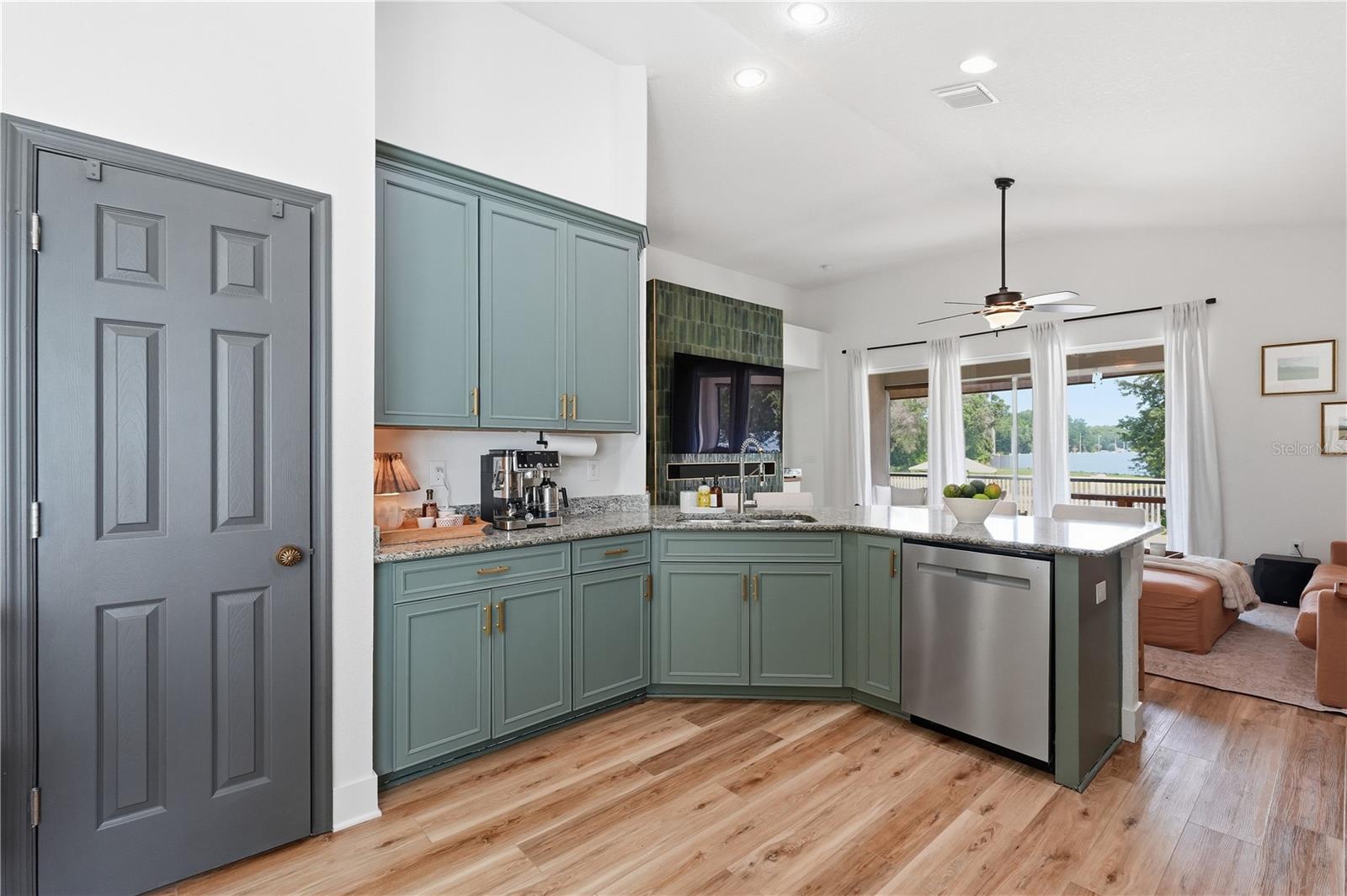 8504 GRAND ASPEN WAY, RIVERVIEW, FL, 33578