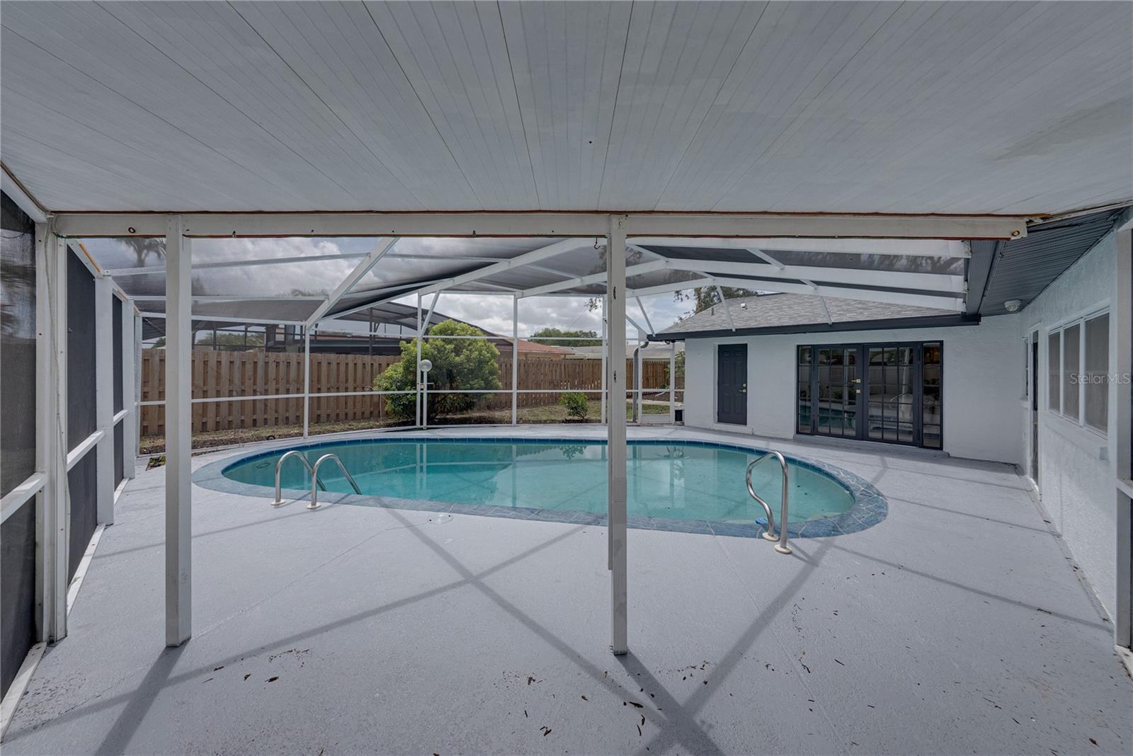 9305 120TH LN, SEMINOLE, FL, 33772