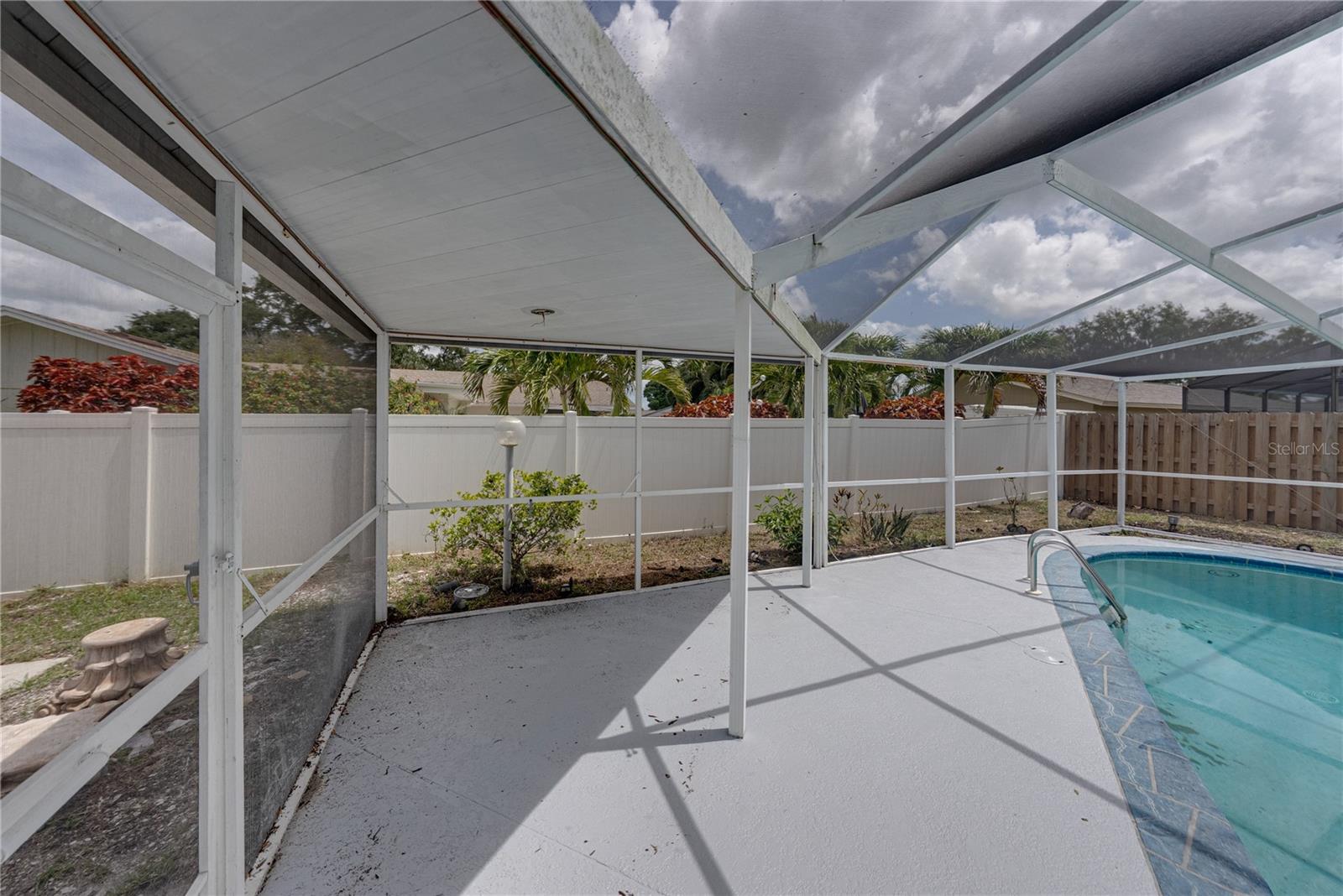 9305 120TH LN, SEMINOLE, FL, 33772
