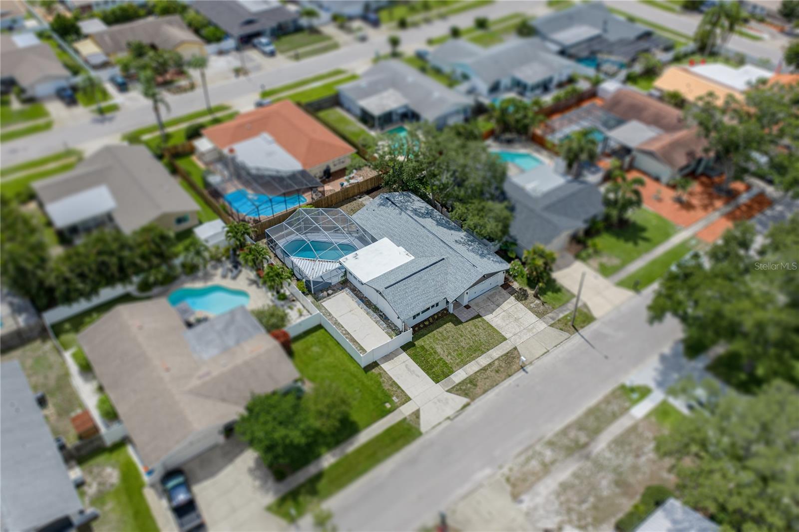 9305 120TH LN, SEMINOLE, FL, 33772