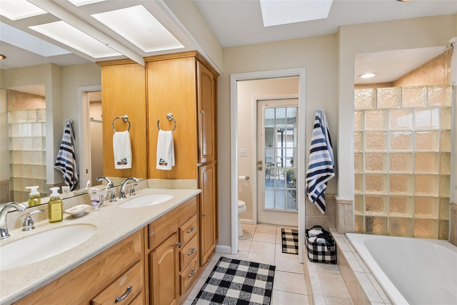12596 93RD WAY, LARGO, FL, 33773