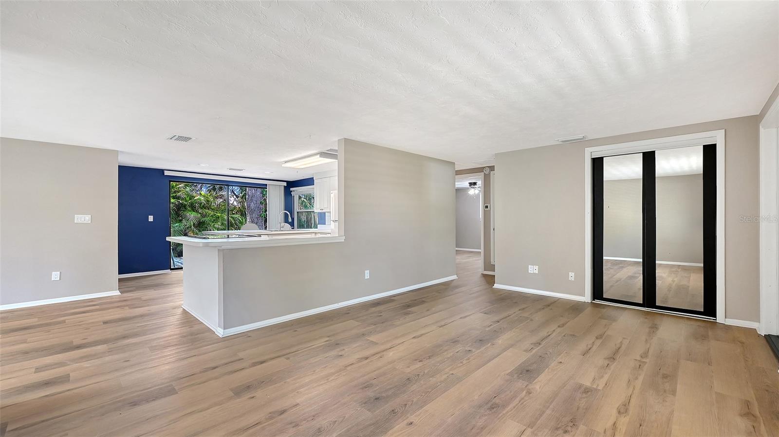 2706 WHITE SANDS DR, SARASOTA, FL, 34231