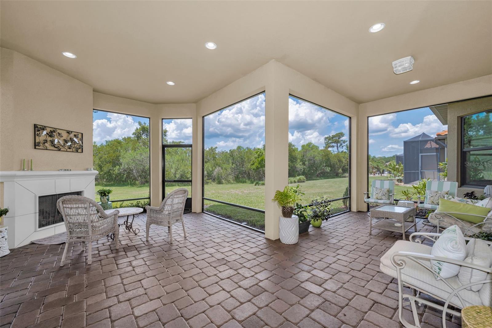 8707 SORANO VILLA DR, TAMPA, FL, 33647