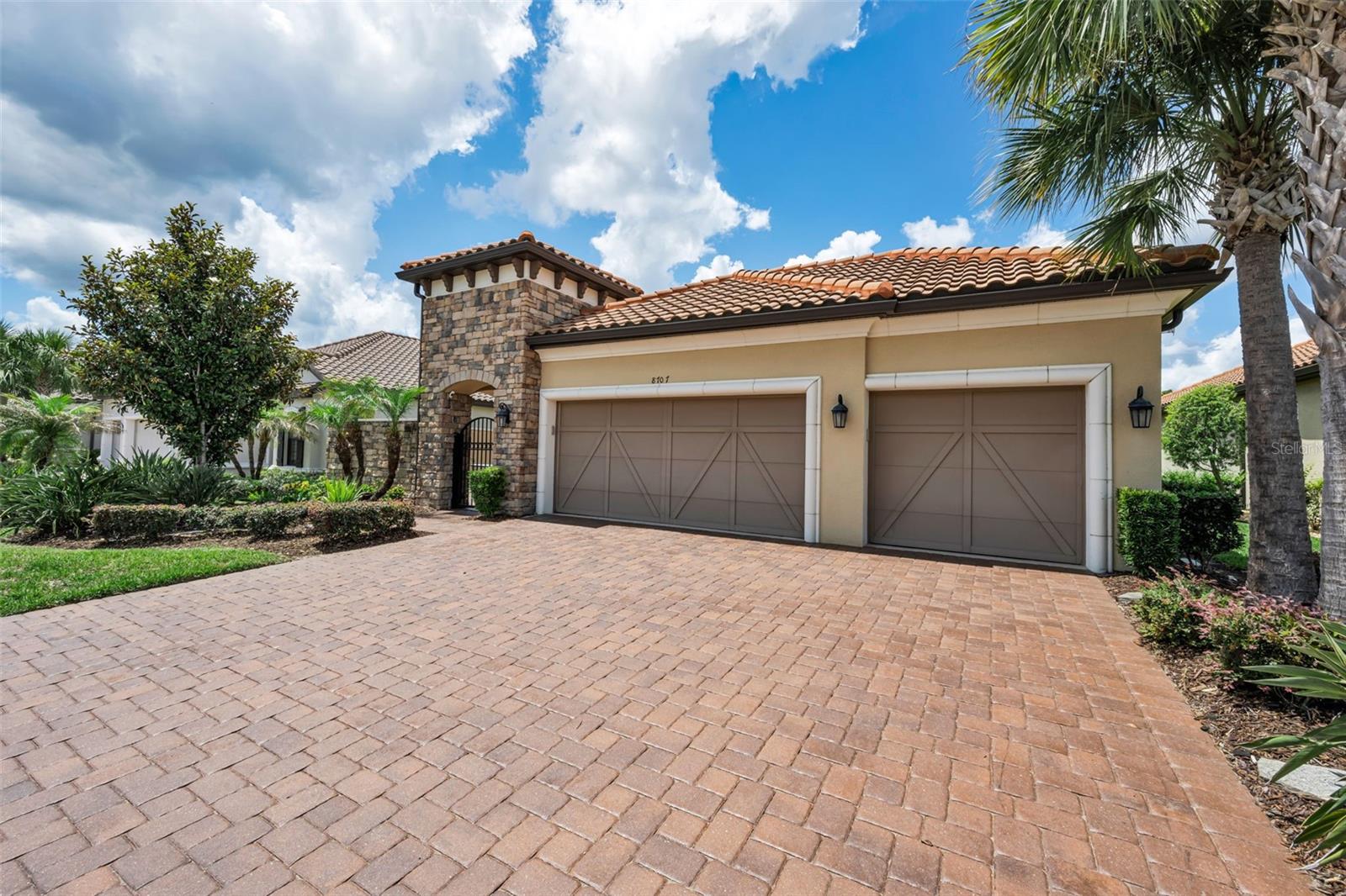 8707 SORANO VILLA DR, TAMPA, FL, 33647