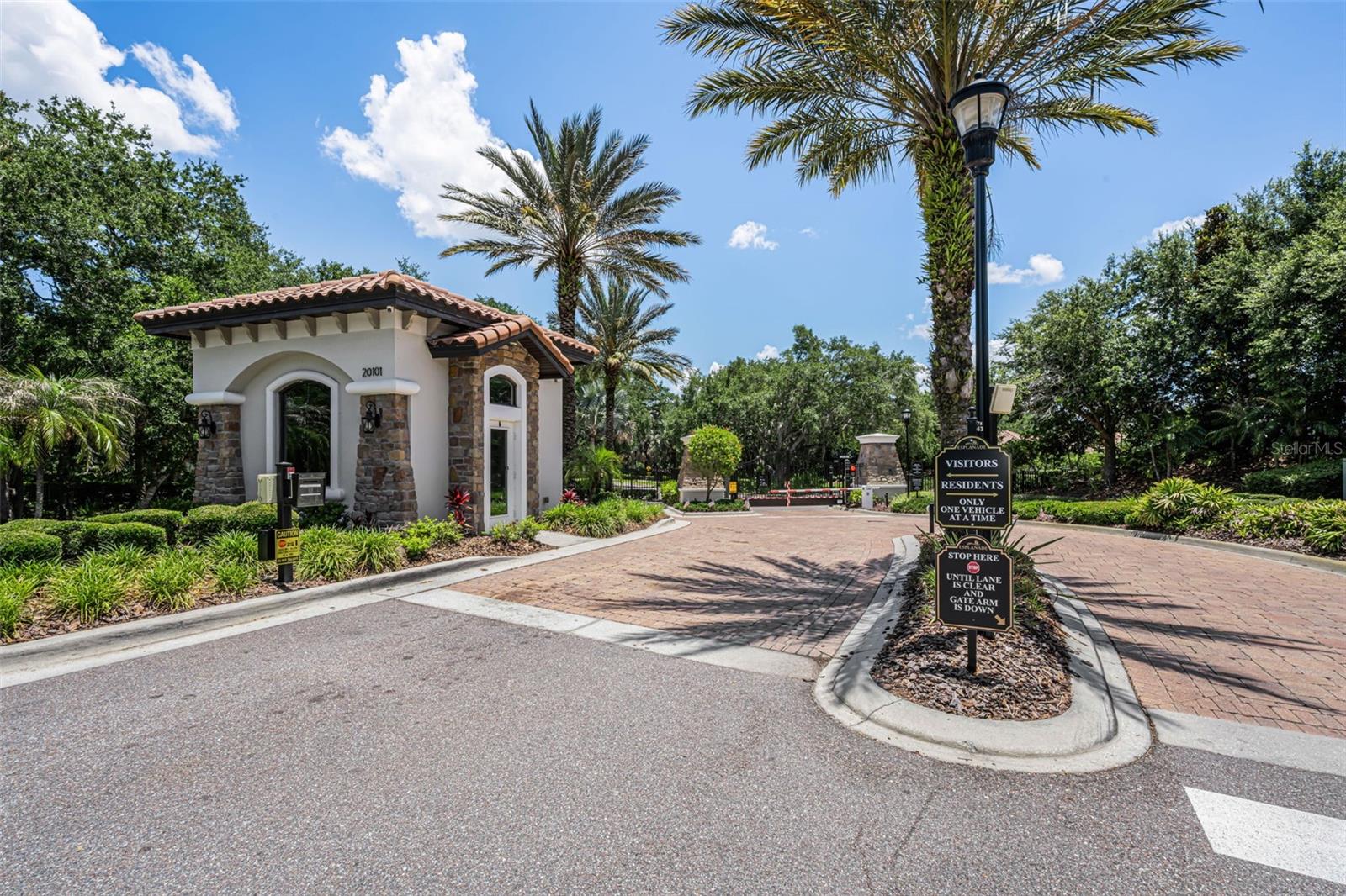 8707 SORANO VILLA DR, TAMPA, FL, 33647