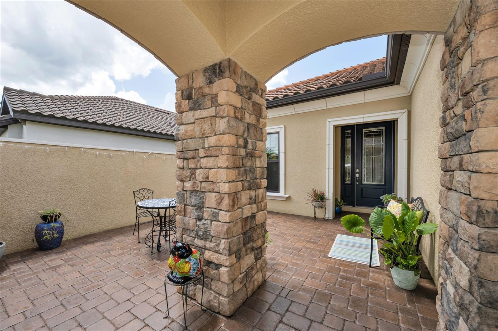 8707 SORANO VILLA DR, TAMPA, FL, 33647