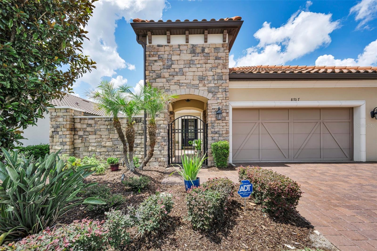 8707 SORANO VILLA DR, TAMPA, FL, 33647
