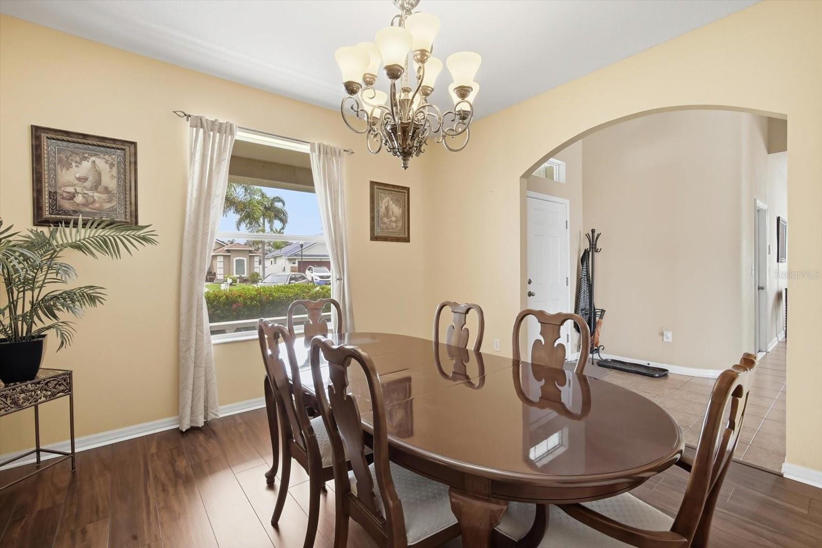 408 STONE BRIAR DR, RUSKIN, FL, 33570