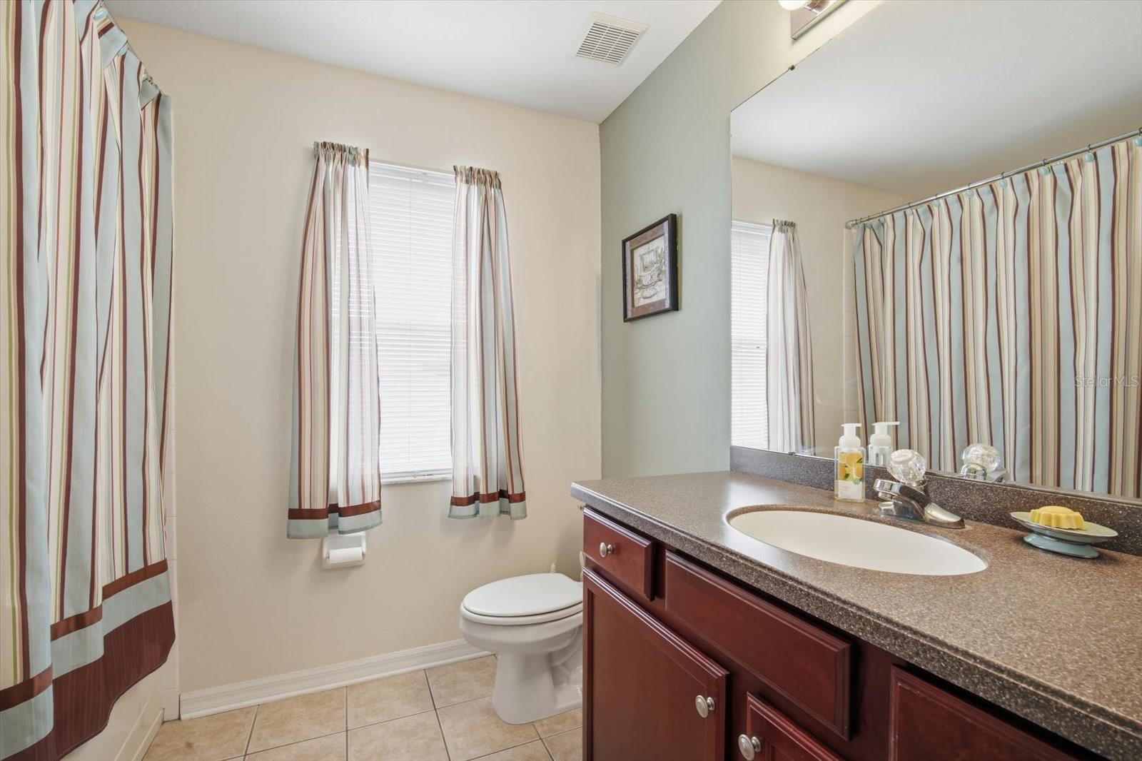 408 STONE BRIAR DR, RUSKIN, FL, 33570