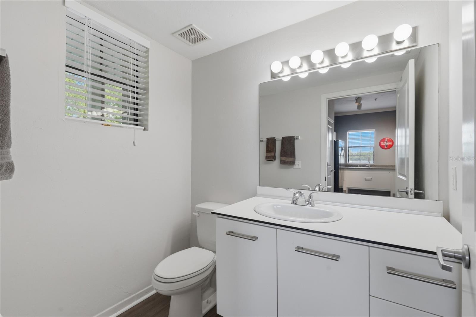20 SW 6TH ST #214, GAINESVILLE, FL, 32601