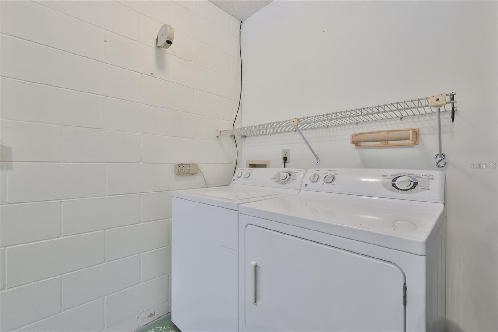 1616 LAYTON CT, SUN CITY CENTER, FL, 33573