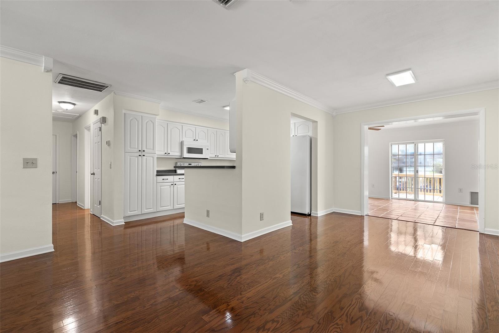 4813 W BAY VILLA AVE, TAMPA, FL, 33611