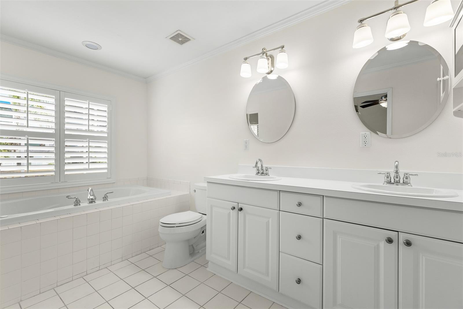 4813 W BAY VILLA AVE, TAMPA, FL, 33611