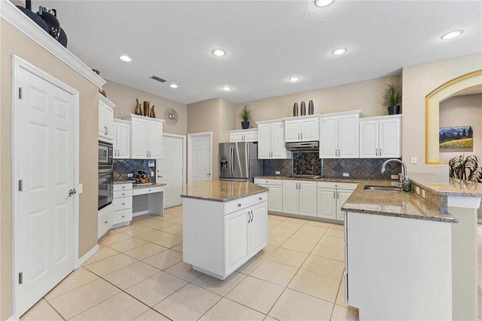 17861 ARBOR GREENE DR, TAMPA, FL, 33647