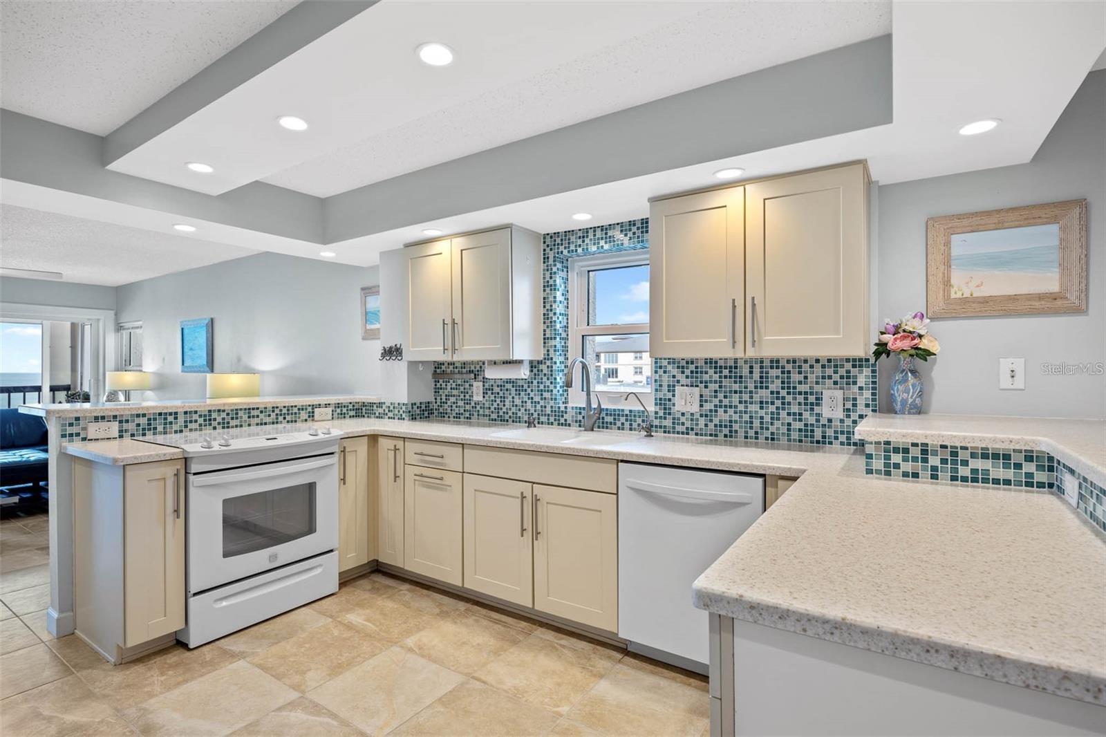 19450 GULF BLVD #705, INDIAN SHORES, FL, 33785